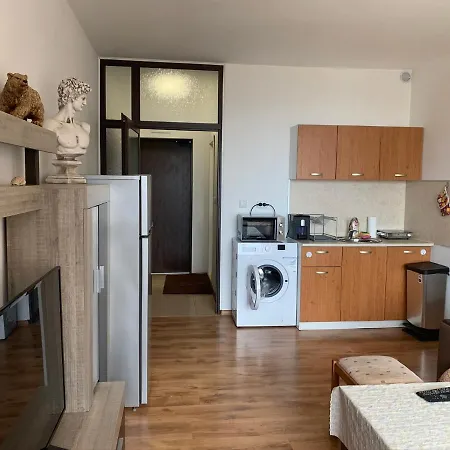 Marina Bay Saint Vlas Apartment